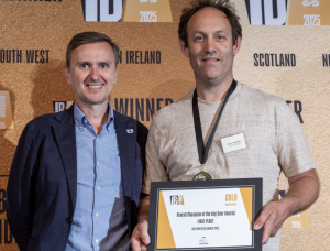 Andrew Pakes MP presents Mark Medland of Chevallier Brewing with the Overall Gold Indie Beer Award